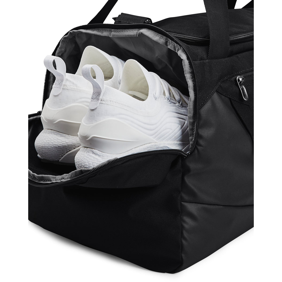 UA Undeniable 5.0 Duffle MD - Black / Black / Metallic Silver - 001