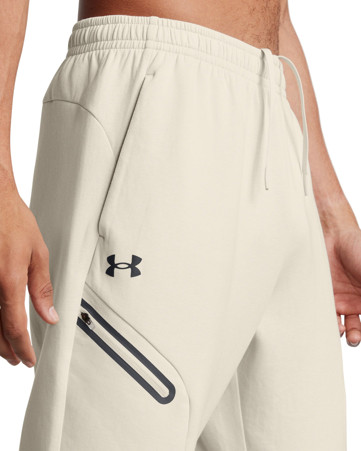 UA Unstoppable Flc Jgr EU - Summit White / Black - 110