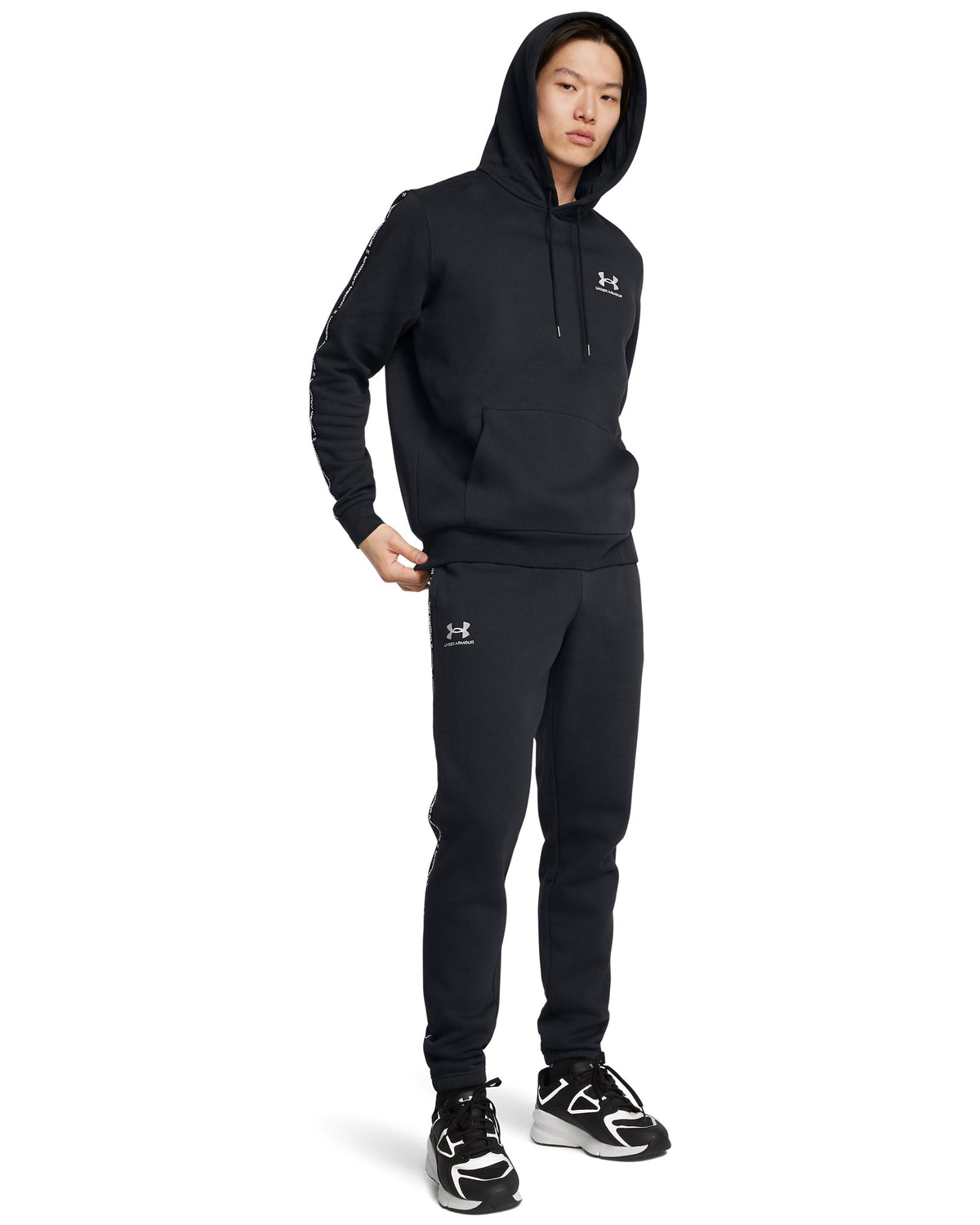UA Icon Fleece Jgr Taping - Black / White - 001