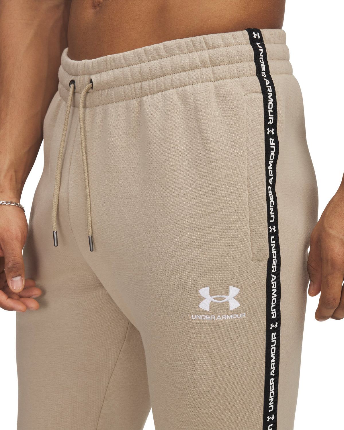 UA Icon Fleece Jgr Taping - Brown / White - 299