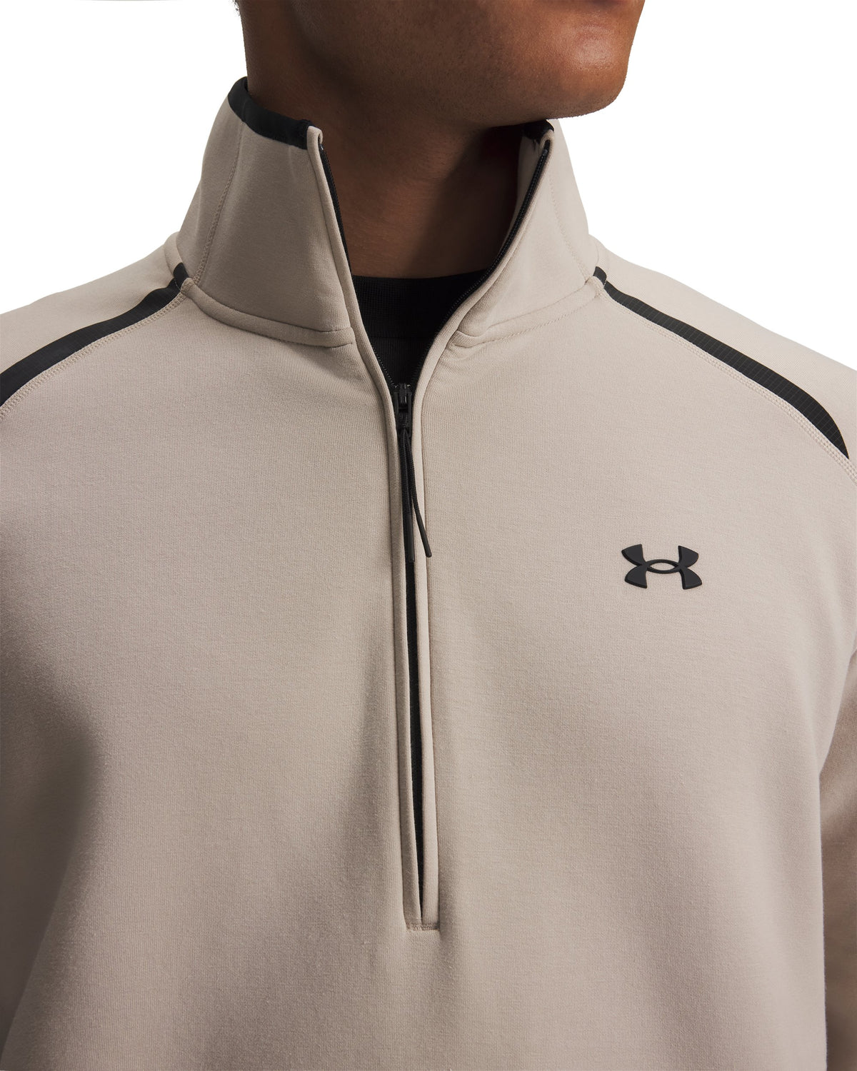 UA Unstoppable Fleece - בז׳ אפרפר /  / שחור